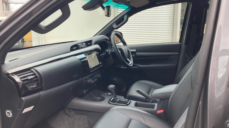 Toyota Hilux Diesel Invincible X D/Cab Pick Up 2.8 Hybrid 48V Auto